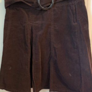 Cute skirt with belt